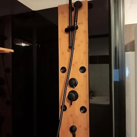 Apparemment Jacuzzi Balneo Centre De * Bordeaux