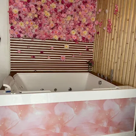 Apparemment Jacuzzi Balneo Centre De