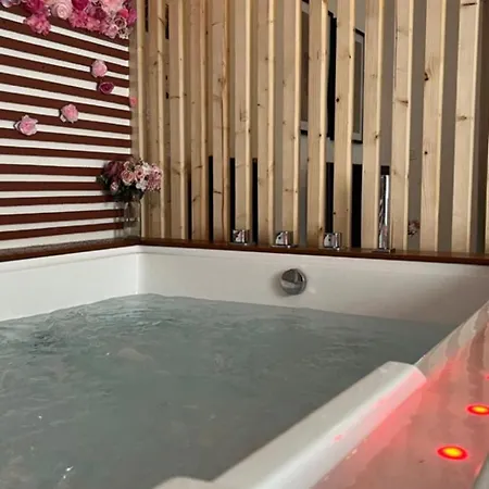 Apartmán Apparemment Jacuzzi Balneo Centre De