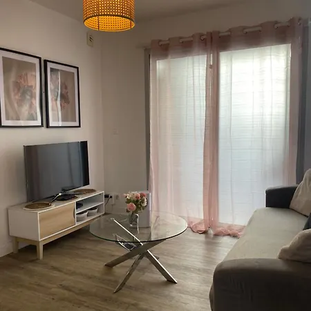 Apparemment Jacuzzi Balneo Centre De Apartment