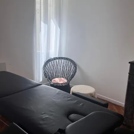 Apparemment Jacuzzi Balneo Centre De Apartamento