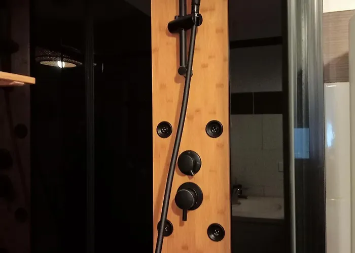 Apparemment Jacuzzi Balneo Centre De * Bordeaux