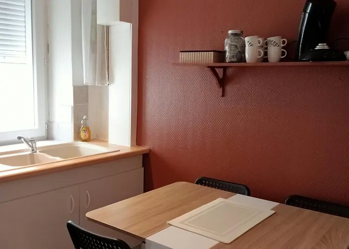 Daire Apparemment Jacuzzi Balneo Centre De *