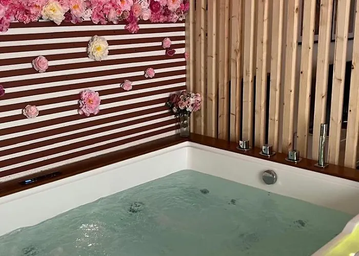 Apparemment Jacuzzi Balneo Centre De *