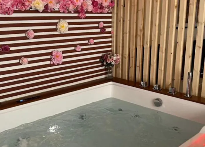 Apparemment Jacuzzi Balneo Centre De Bordeaux