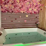 Apparemment Jacuzzi Balneo Centre De アパート ボルドー
