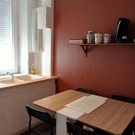 Appartement Apparemment Jacuzzi Balneo Centre De *